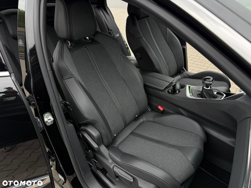 Peugeot 3008 1.5 BlueHDi GT S&S - 34