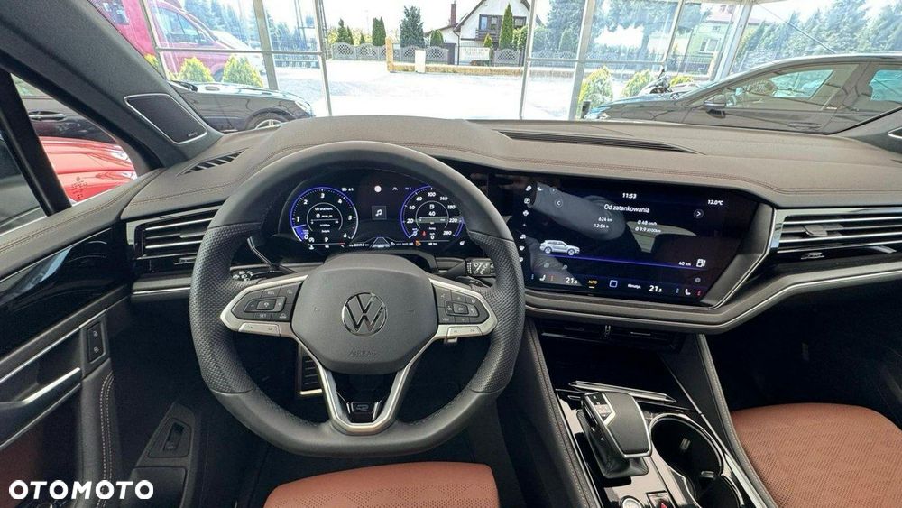 Volkswagen Touran - 31