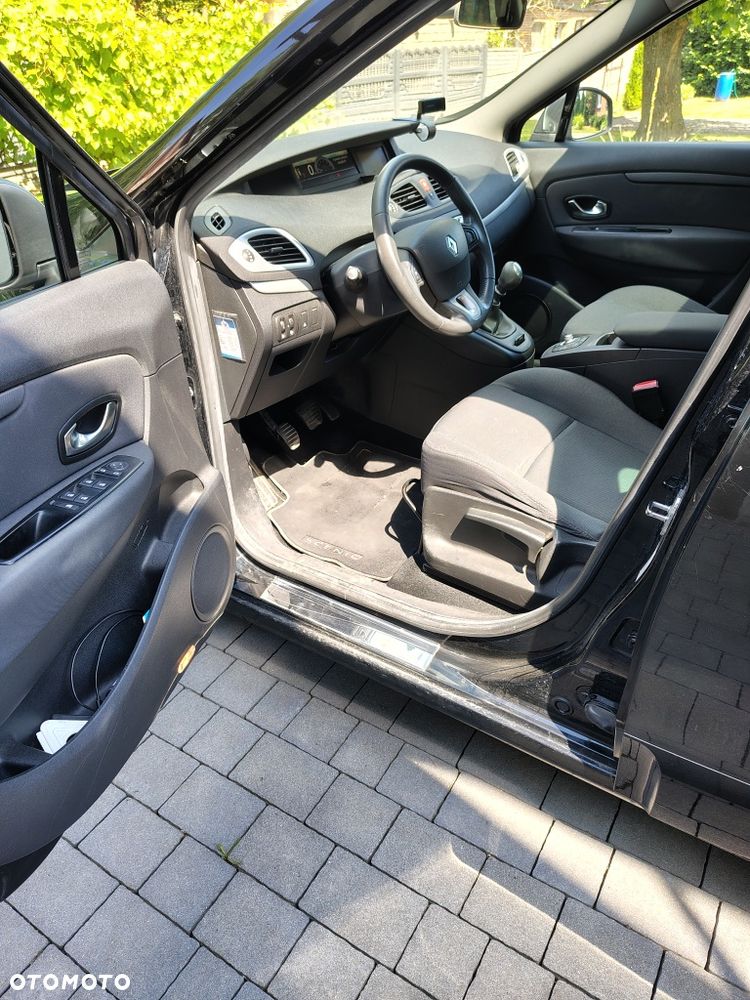 Renault Scenic - 6