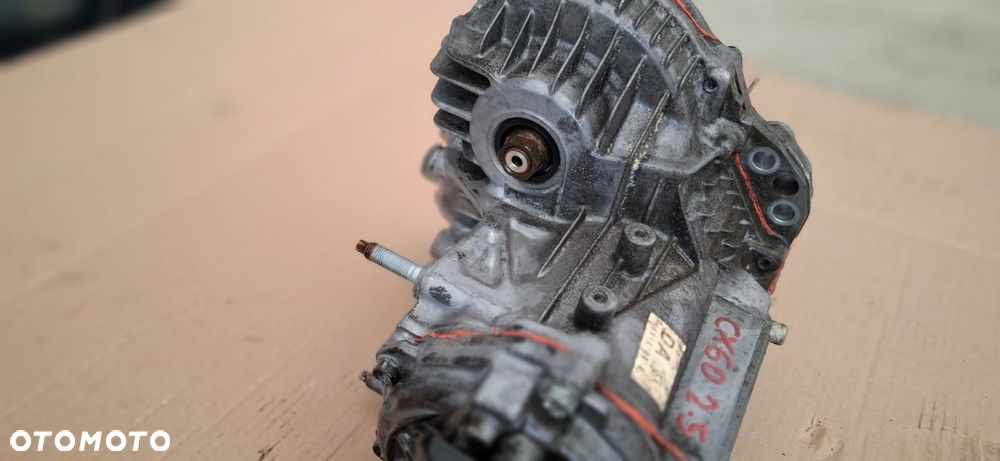 DYFER MOST TYŁ MAZDA CX60 2.5 - 2