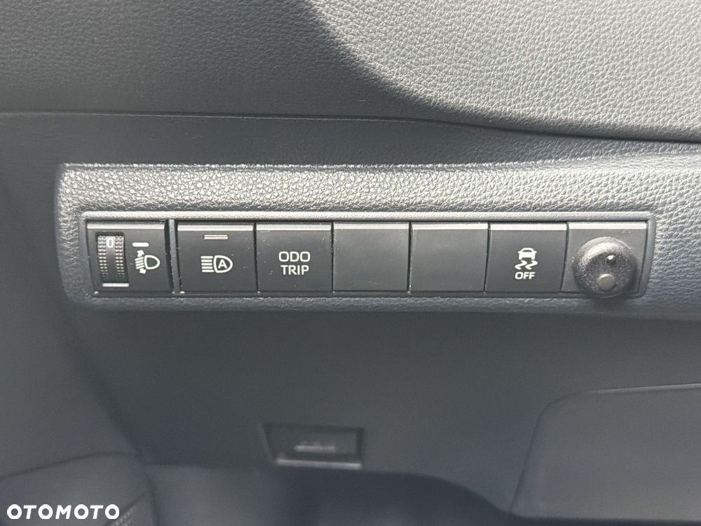 Toyota Corolla 1.8 Hybrid Comfort - 16