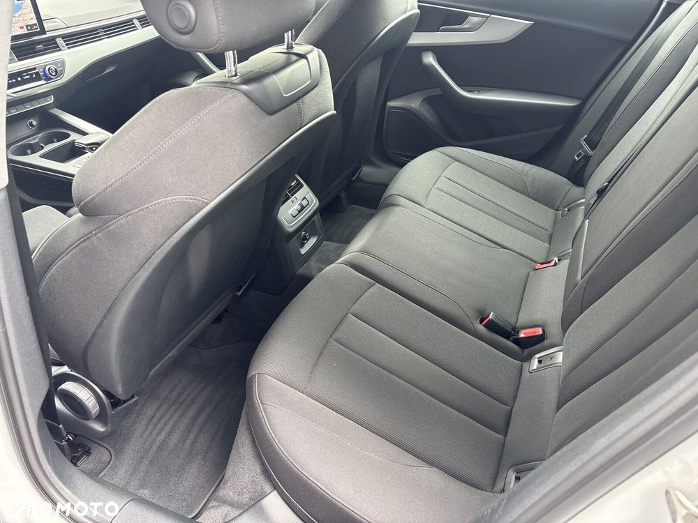 Audi A4 Avant 40 TFSI mHEV S Line S tronic - 21