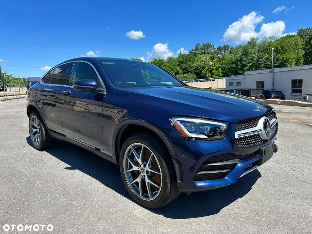 Mercedes-Benz GLC 300 4Matic 9G-TRONIC AMG Line - 4