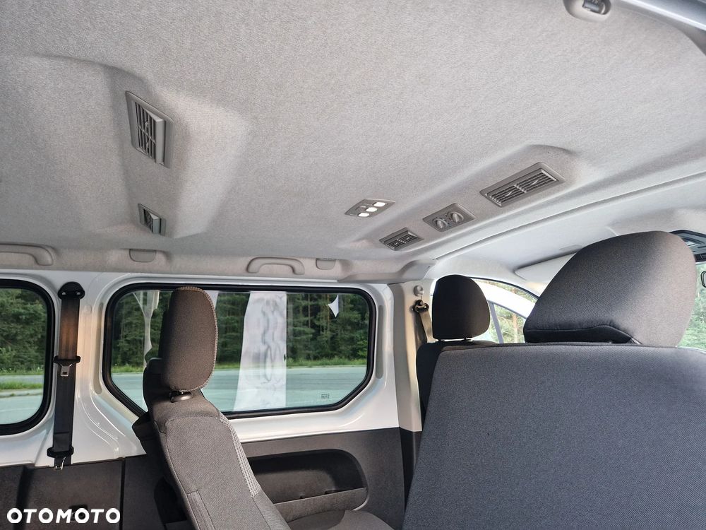 Renault Trafic 2.0 dCi - 27