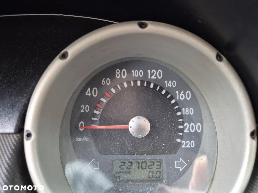 Volkswagen Polo 1.0 Basis - 2
