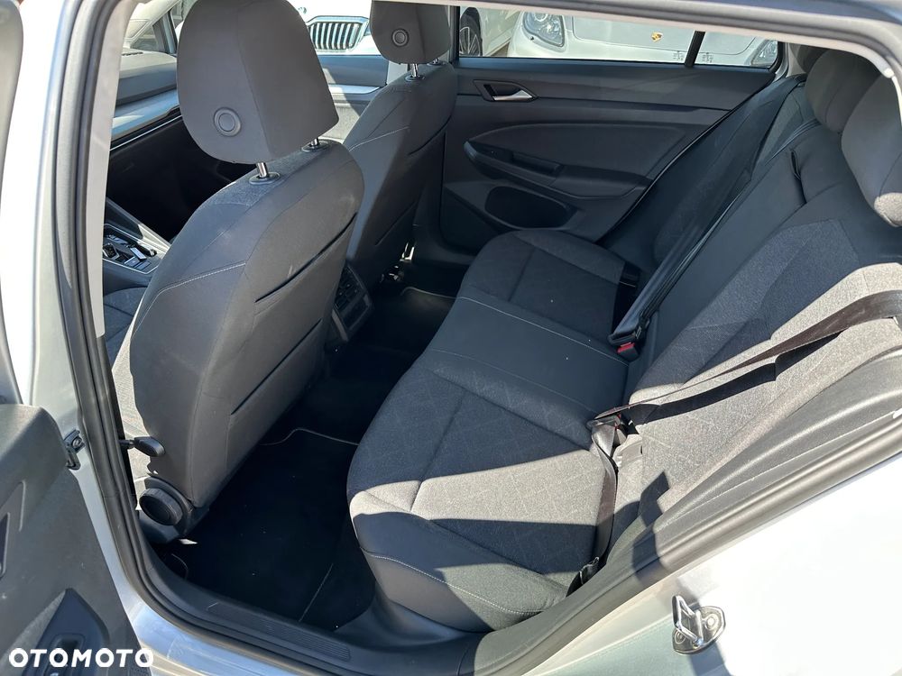 Volkswagen Golf Variant - 22