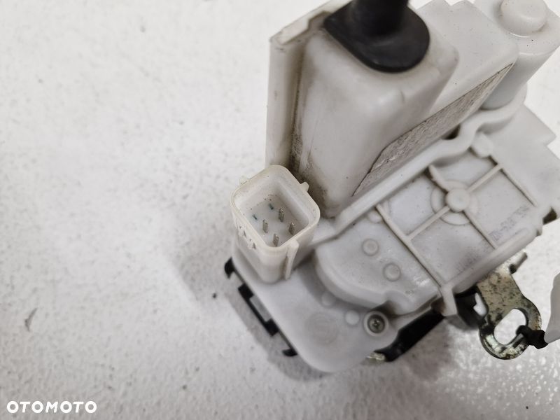 FIAT PANDA III 3 ZAMEK DRZWI PRAWY RZÓD 4 PIN EU EUROPA 51963632 - 6