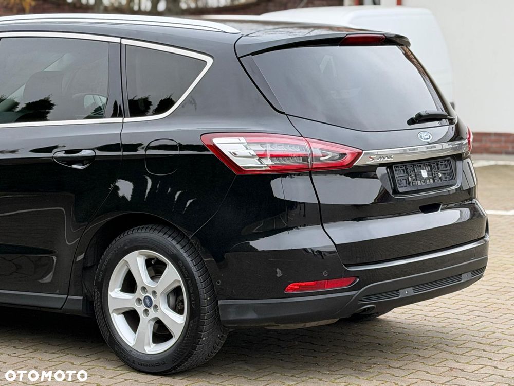 Ford S-Max - 22