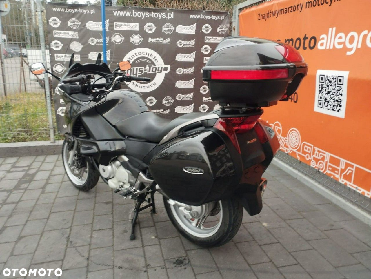 Honda NTV - 3