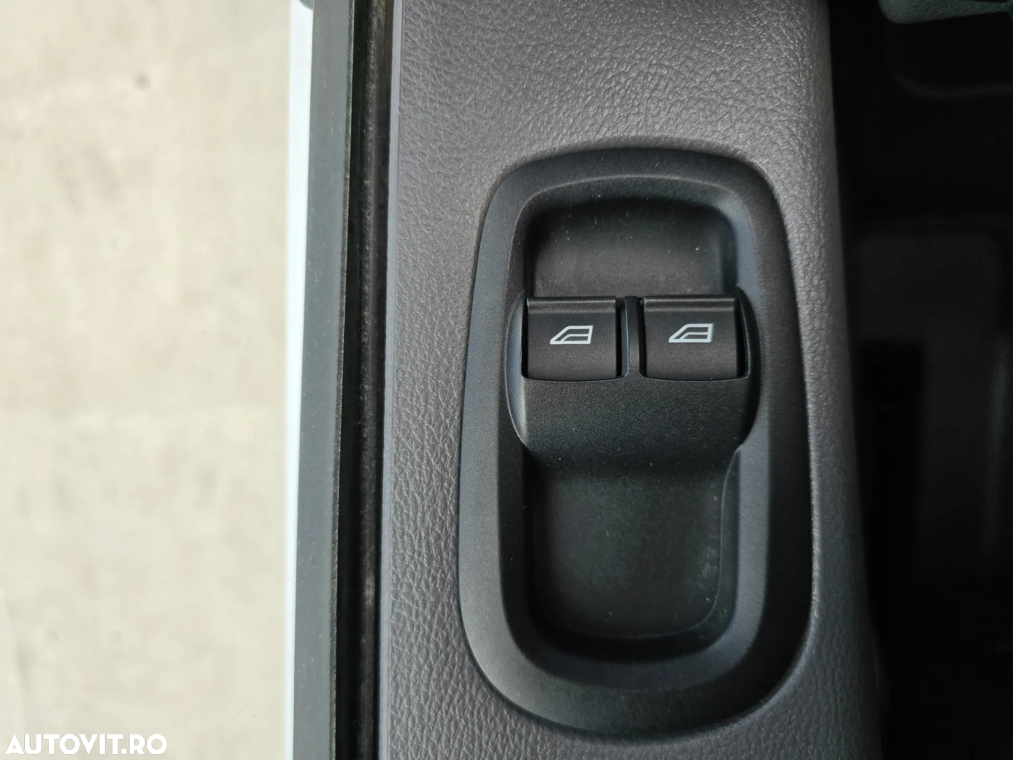 Ford New Transit L4H3 - 37