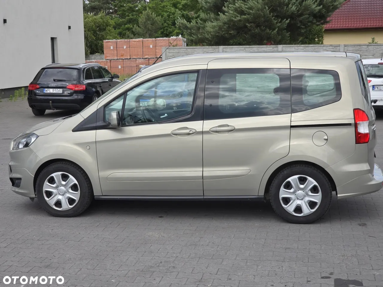Ford Tourneo Courier 1.0 EcoBoost S&S Trend - 10