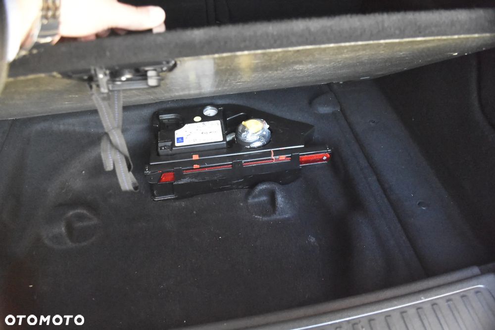 Mercedes-Benz Klasa B 200 CDI (BlueEFFICIENCY) - 18