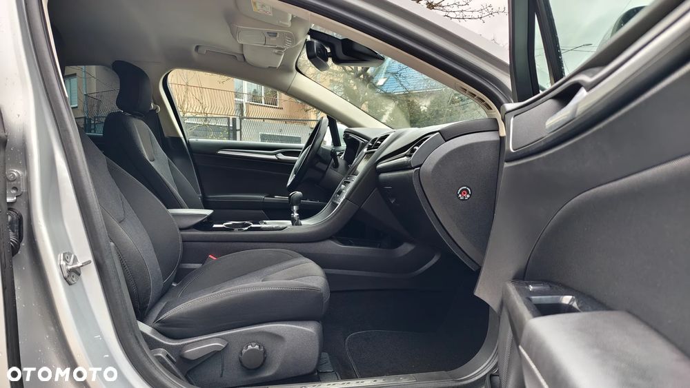 Ford Mondeo 2.0 EcoBlue Business Edition - 27