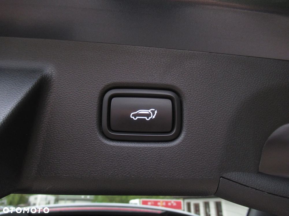 Hyundai Tucson 1.6 T-GDi HEV Executive 2WD - 38