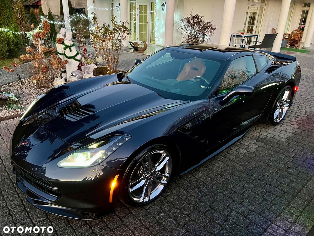 Chevrolet Corvette - 5