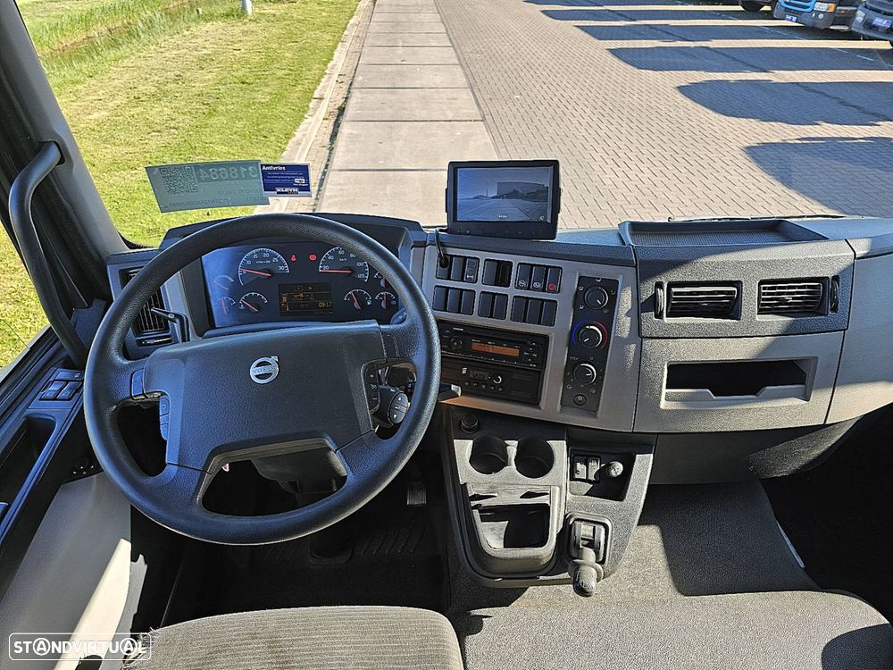 Volvo FL 240.12 11990 560TONELADAS COM PLATAFORMA CAIXA - 15