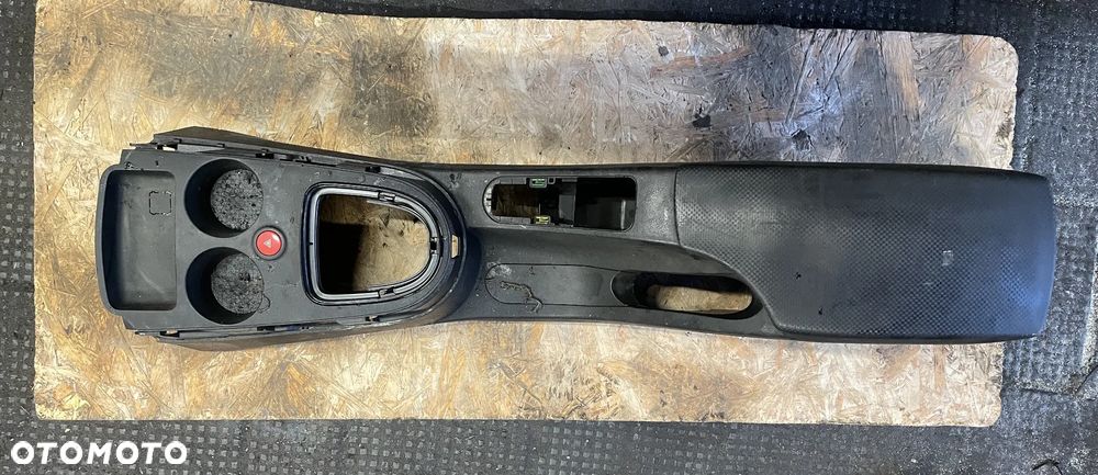 TUNEL SRODKOWY PODLOKIETNIK SEAT ALTEA - 1