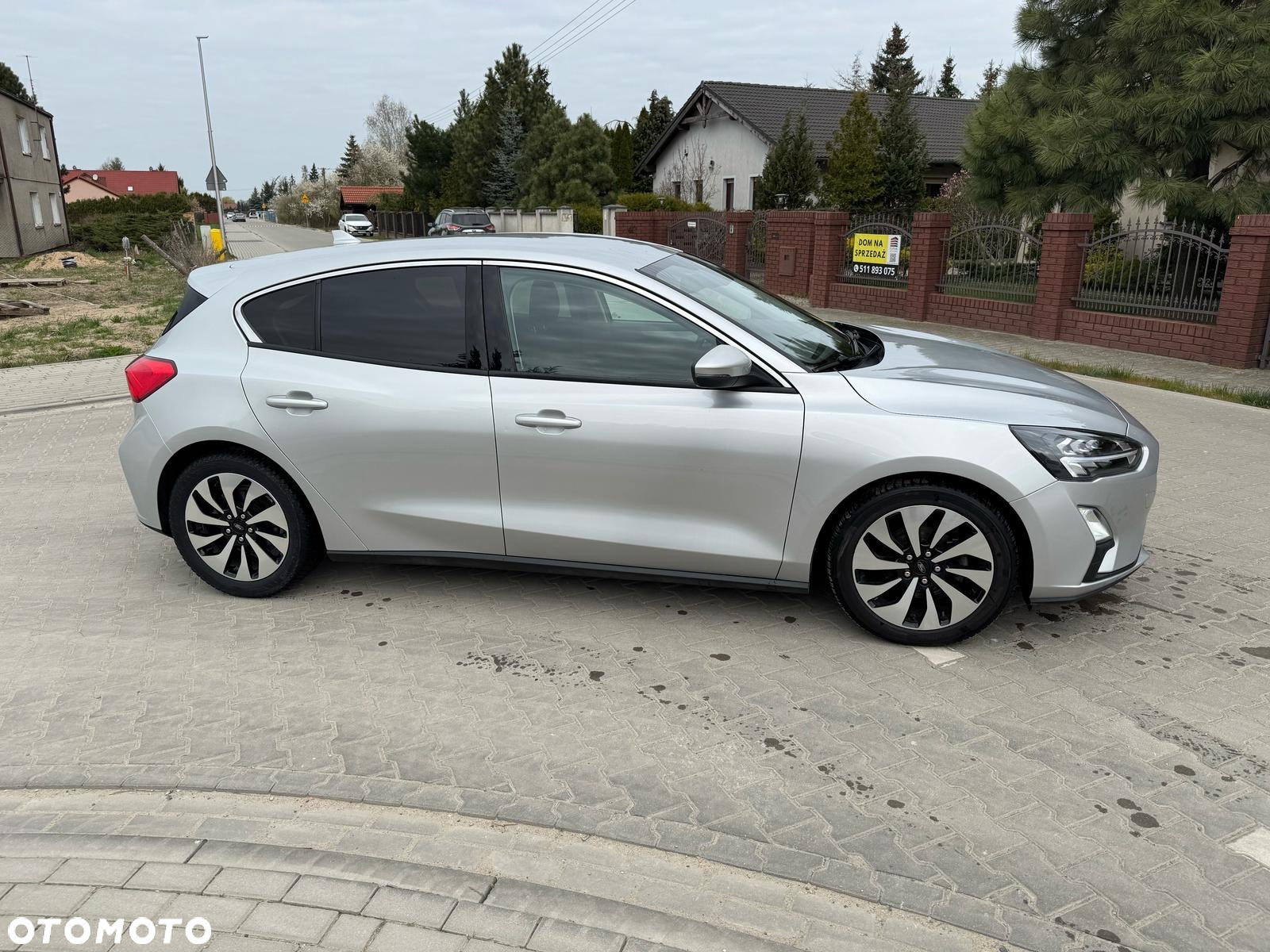 Ford Focus 1.5 EcoBlue Start-Stopp-System COOL&CONNECT - 13