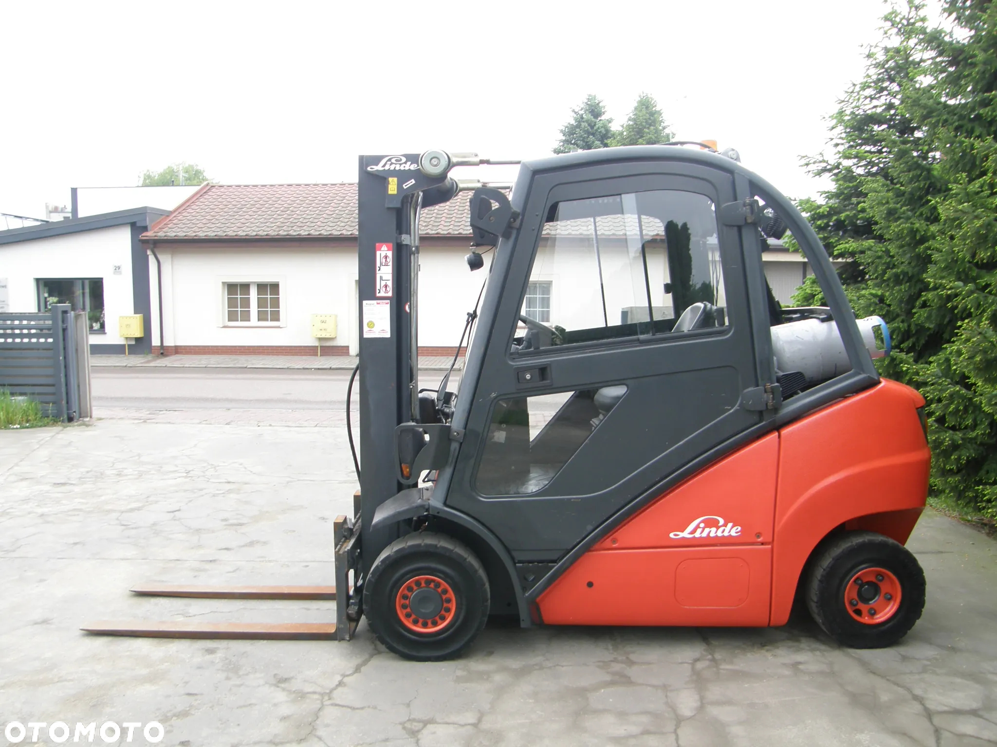 Linde H25T TRIPLEX 4,75m kabina przesuw z Niemiec - 11