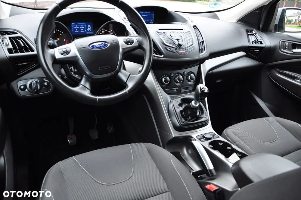 Ford Kuga 2.0 TDCi 4WD Titanium - 36