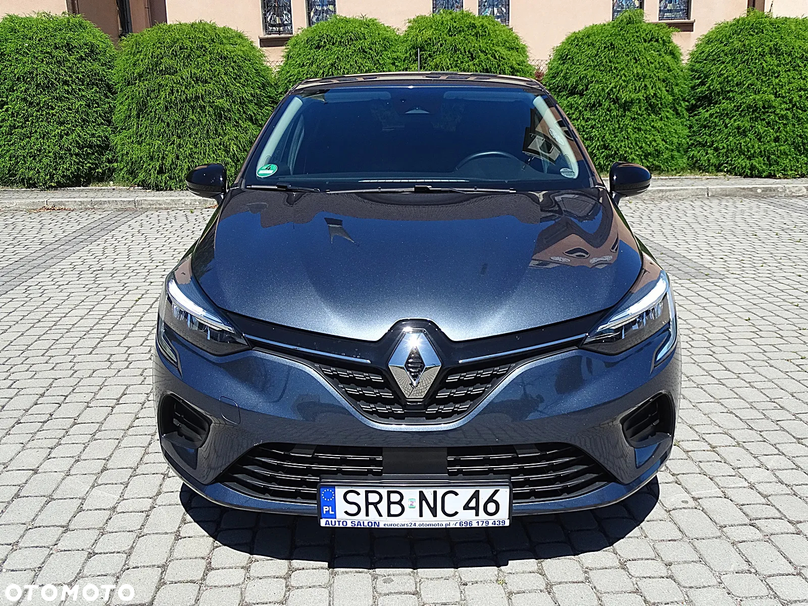 Renault Clio 1.6 E-TECH Techno - 12