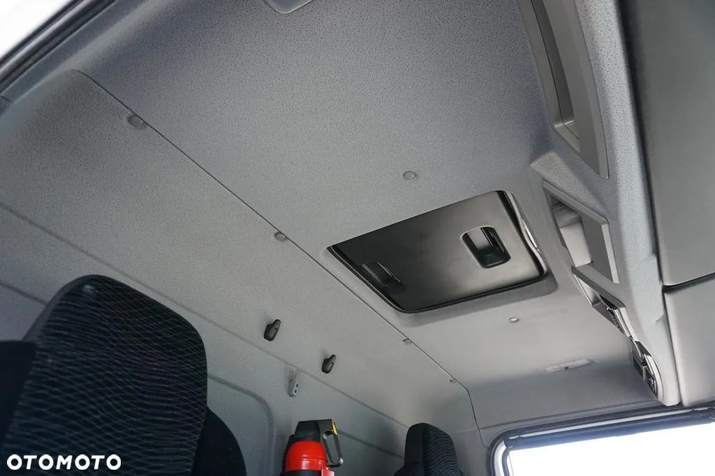 Mercedes-Benz ATEGO / 1524 / ACC / EURO 6 / IZOTERMA + WINDA / 16 PALET - 17