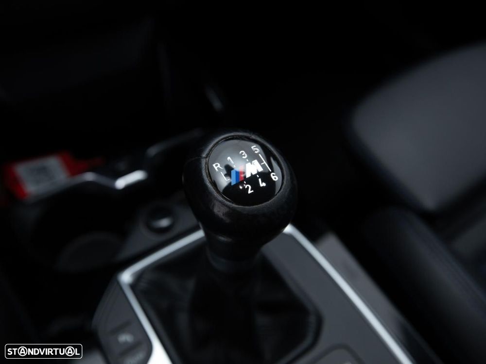 BMW 116 d Corporate Edition — fotografia 19