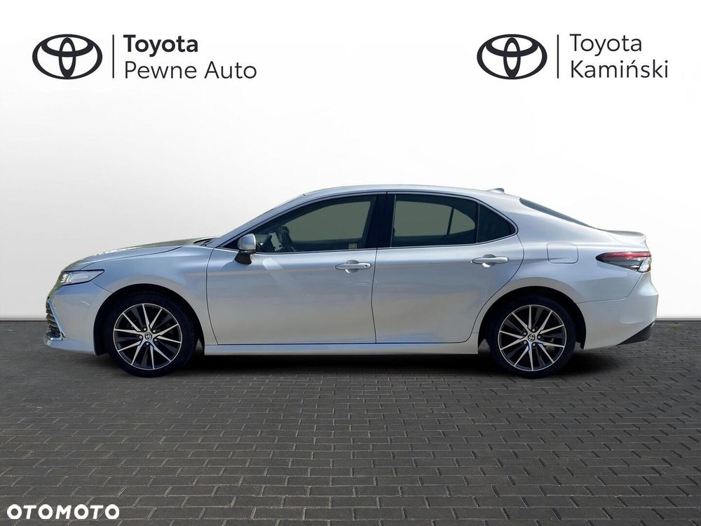 Toyota Camry 2.5 Hybrid Executive CVT - 2