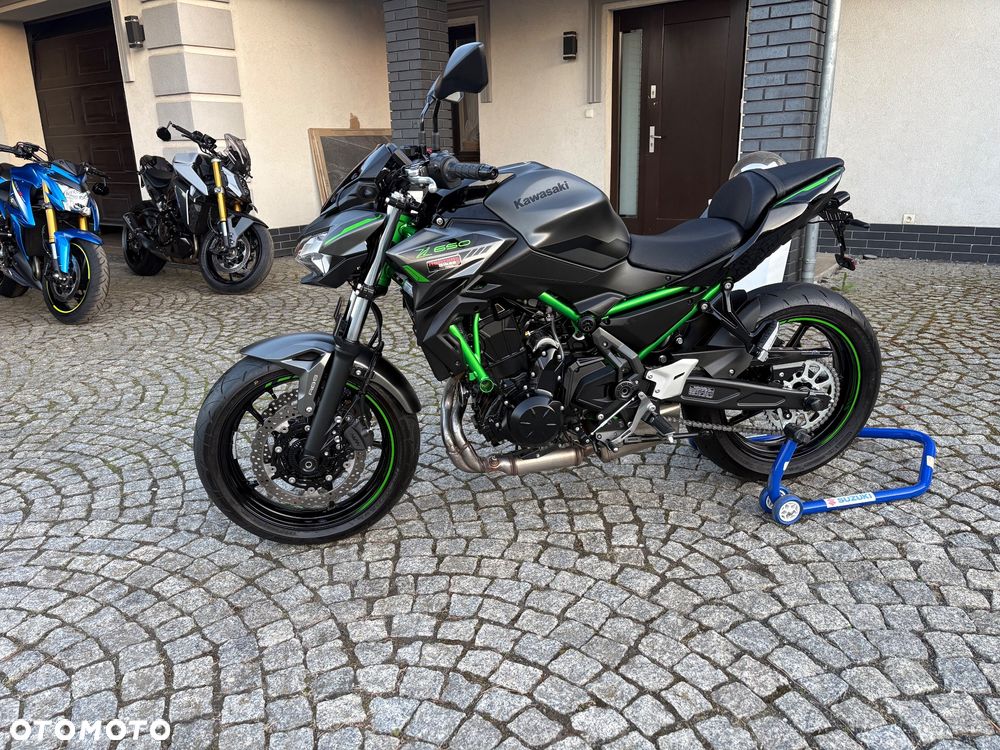 Kawasaki Z 650 - 5