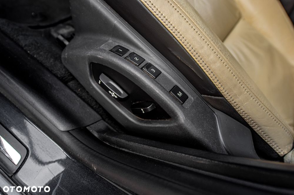 Volvo V60 D3 Geartronic RDesign - 29