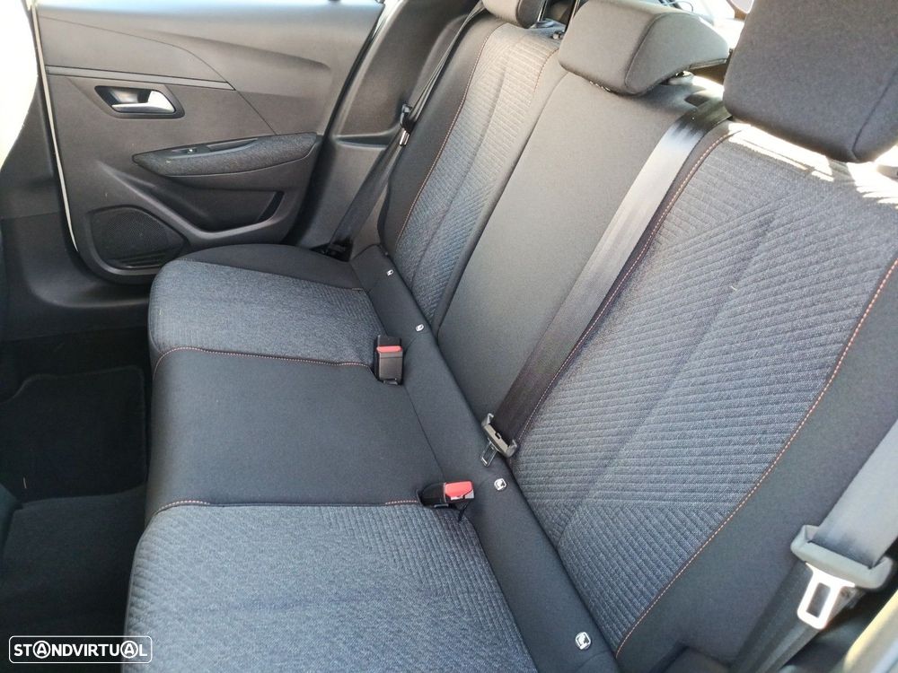 Peugeot 208 1.2 PureTech Style - 13