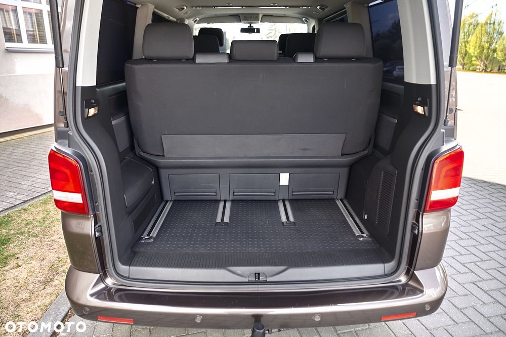 Volkswagen Multivan - 23