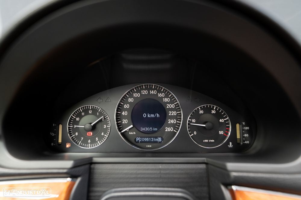 Mercedes-Benz E 270 - 12