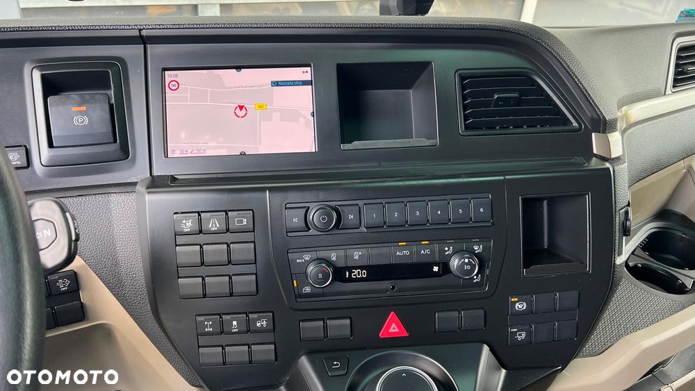 MAN TGX 18.470 XXL EURO 6D STANDARD - 21