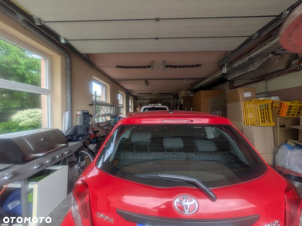 Toyota Yaris 1.0 Luna - 4