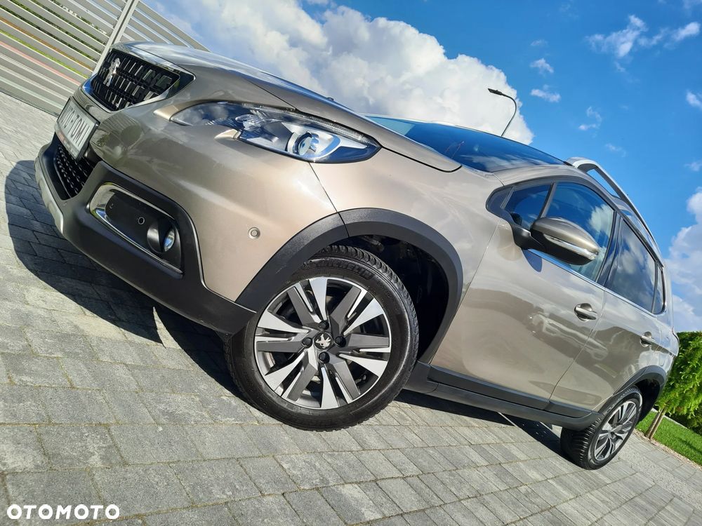 Peugeot 2008 PureTech 110 Style - 6