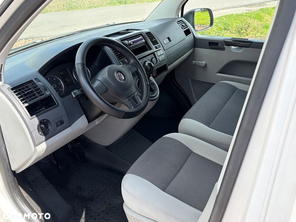 Volkswagen Transporter - 7