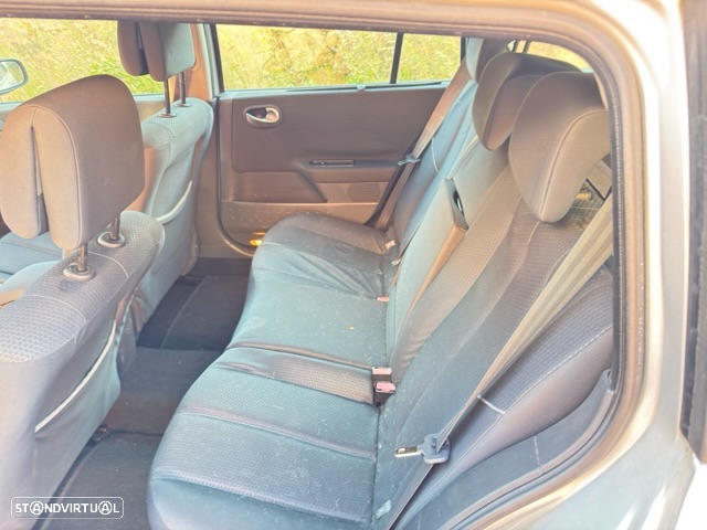 Renault Mégane Break 1.5 dCi C Dynamique - 9
