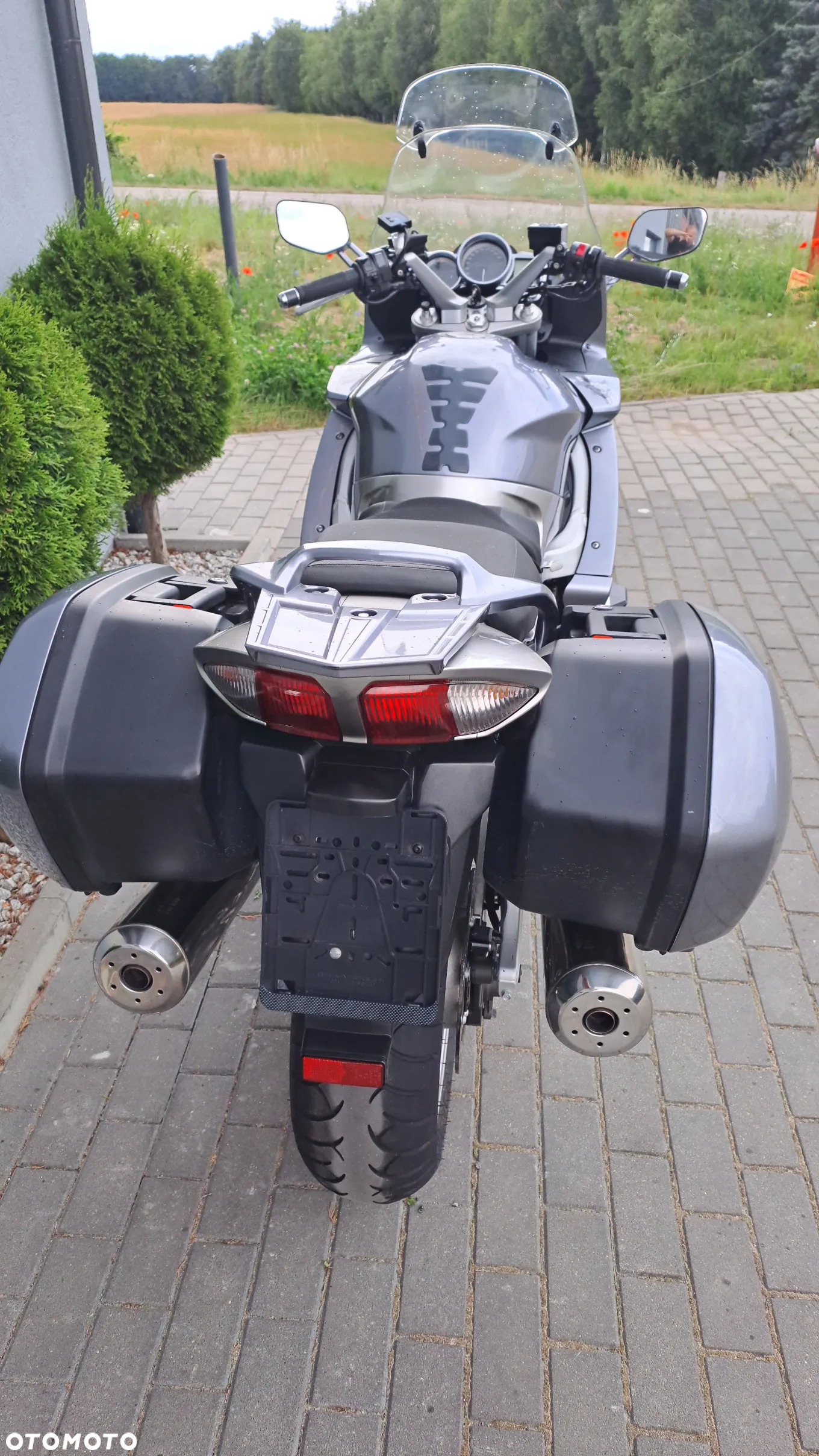 Yamaha FJR - 23