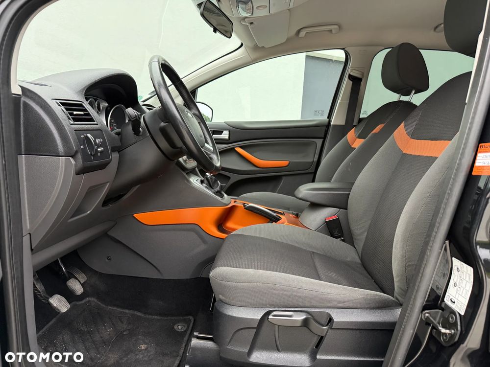 Ford Kuga 2.0 TDCi 4x4 Individual - 25