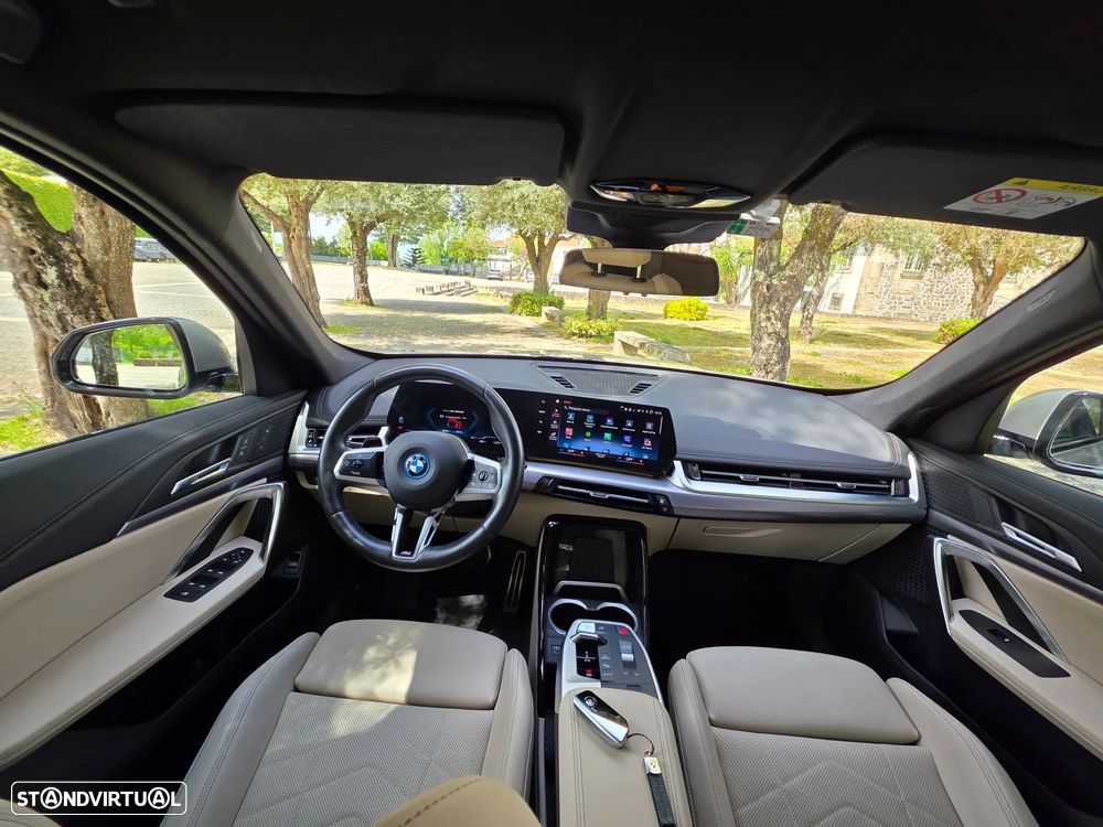 BMW iX1 xDrive30 Pack Desportivo M - 7
