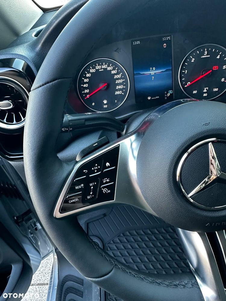 Mercedes-Benz Vito - 14
