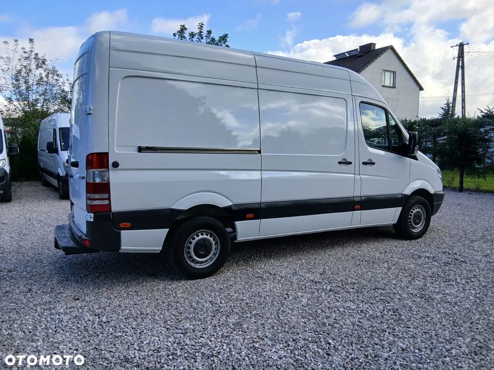 Mercedes-Benz Sprinter - 5
