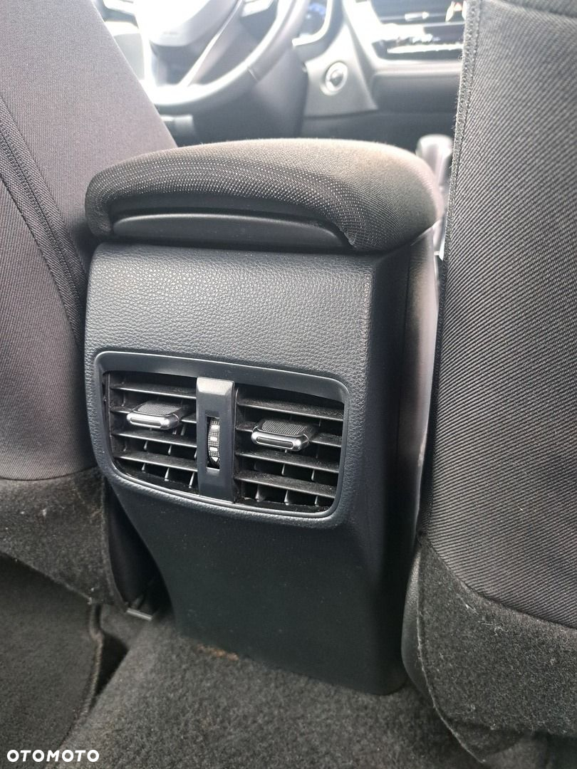 Toyota Corolla 1.8 Hybrid Comfort - 21