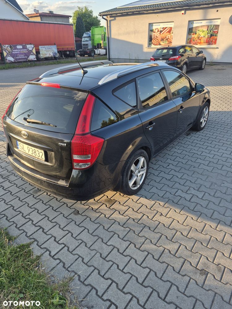 Kia Ceed - 3
