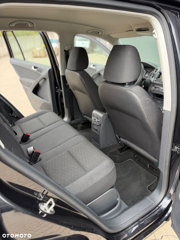 Volkswagen Tiguan 1.4 TSI BlueMotion Technology Exclusive - 26