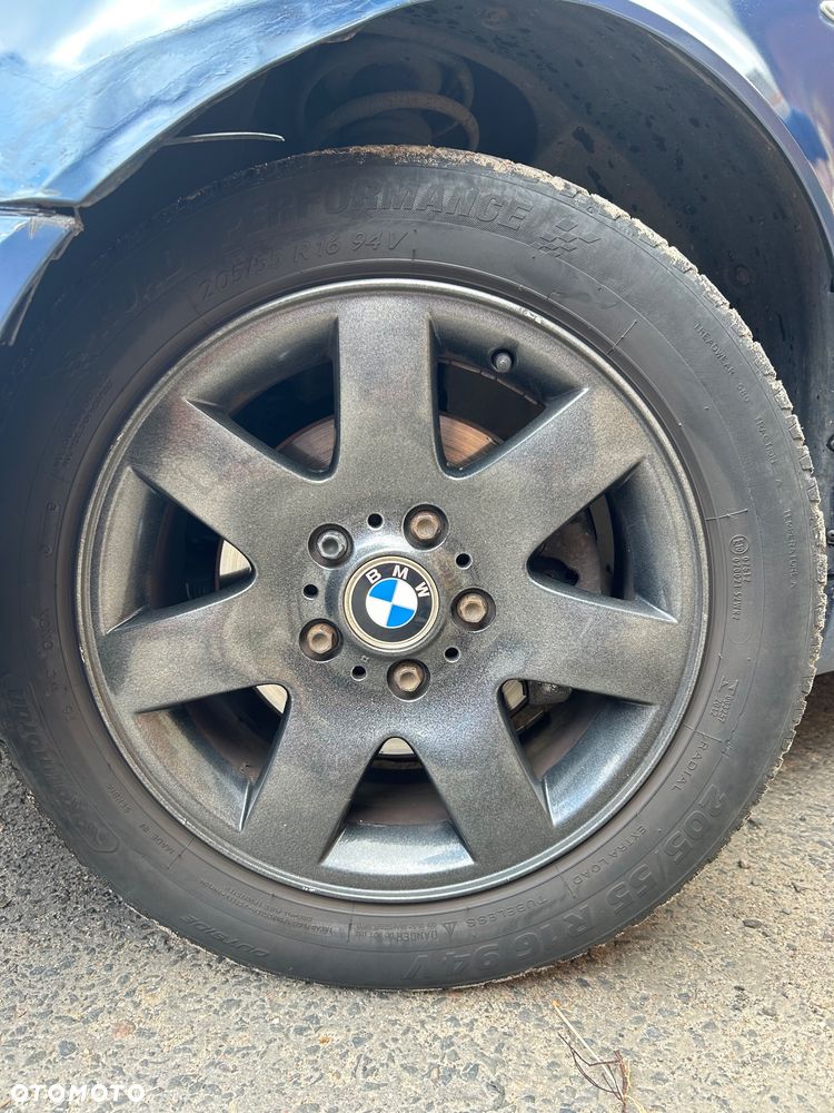 BMW Seria 3 318i - 10