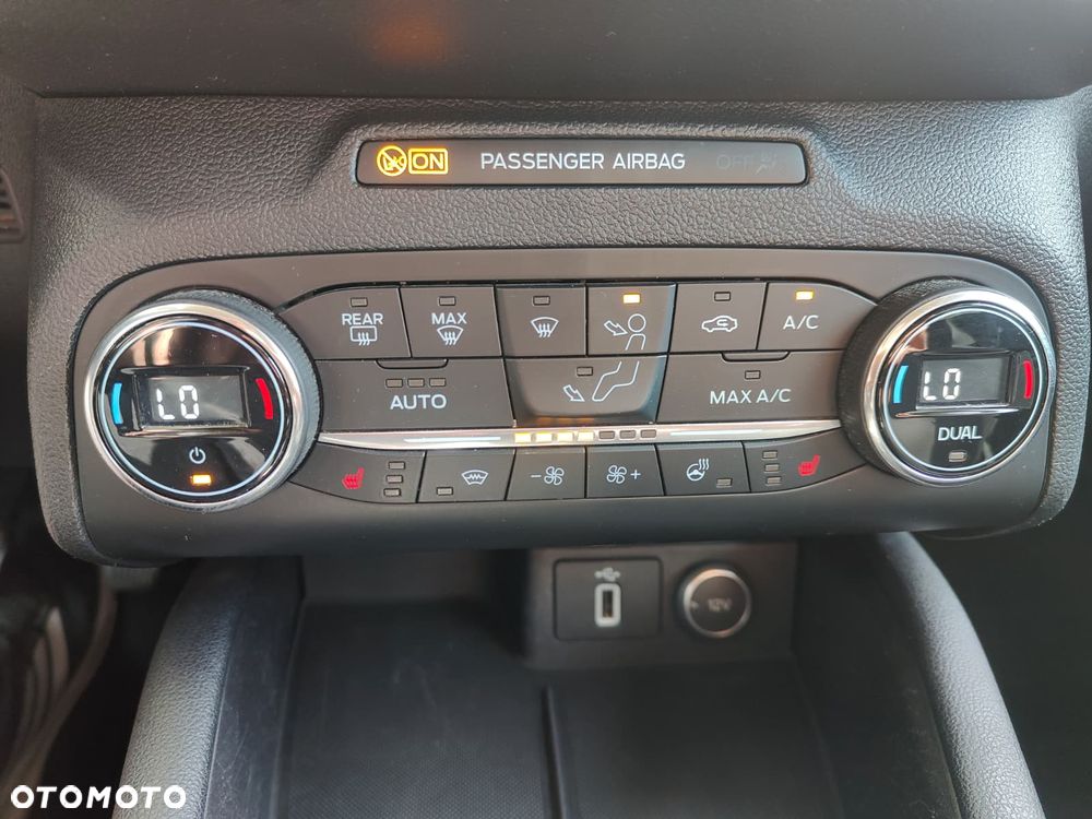 Ford Focus SW 1.0 EcoBoost Titanium - 18