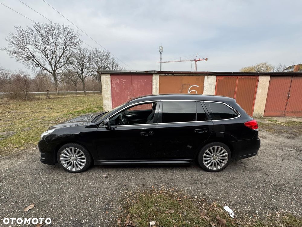 Subaru Legacy - 8