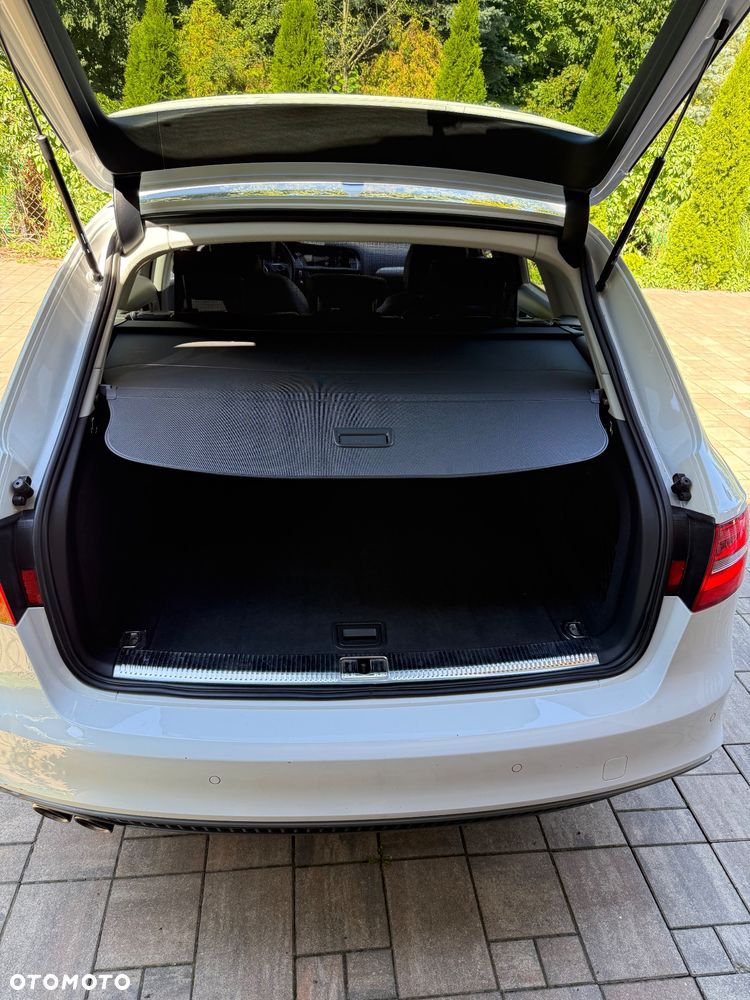 Audi A4 Avant 2.0 TDI ultra sport - 37